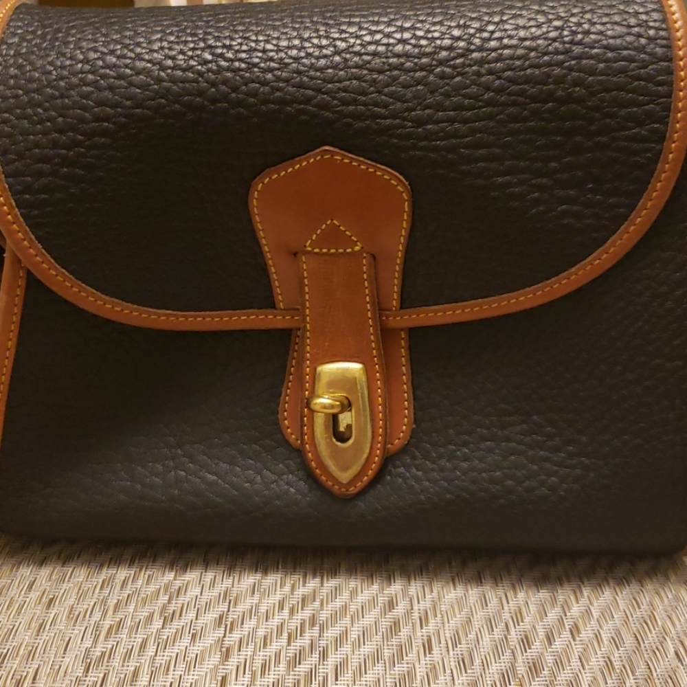 Dooney & Bourke Bag